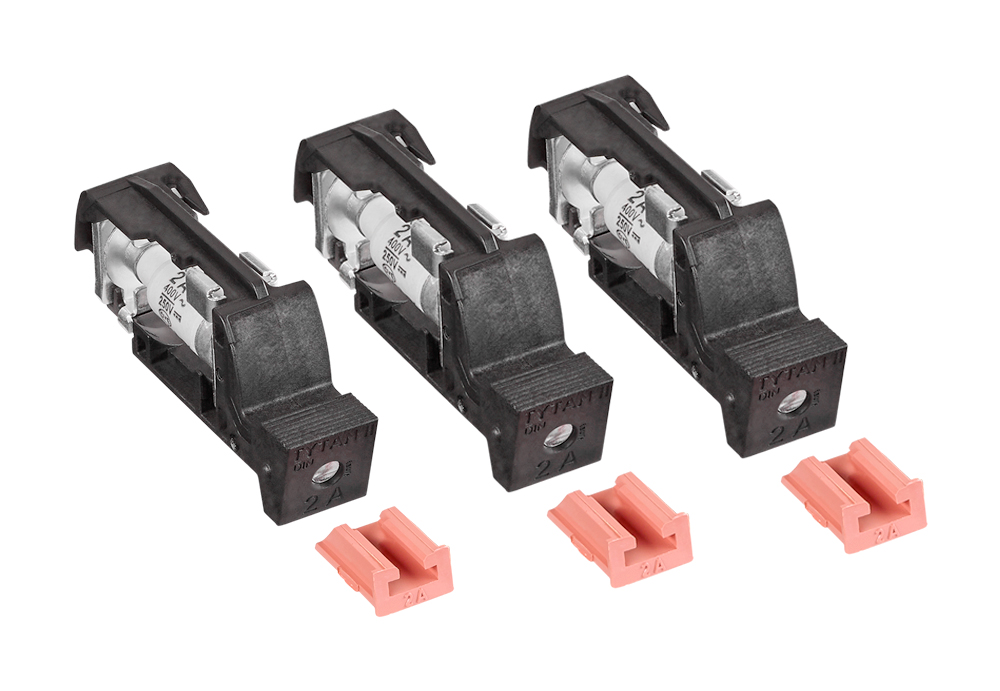 Sicherungsstecker für TYTAN 3x2A mit D01-Sicherung