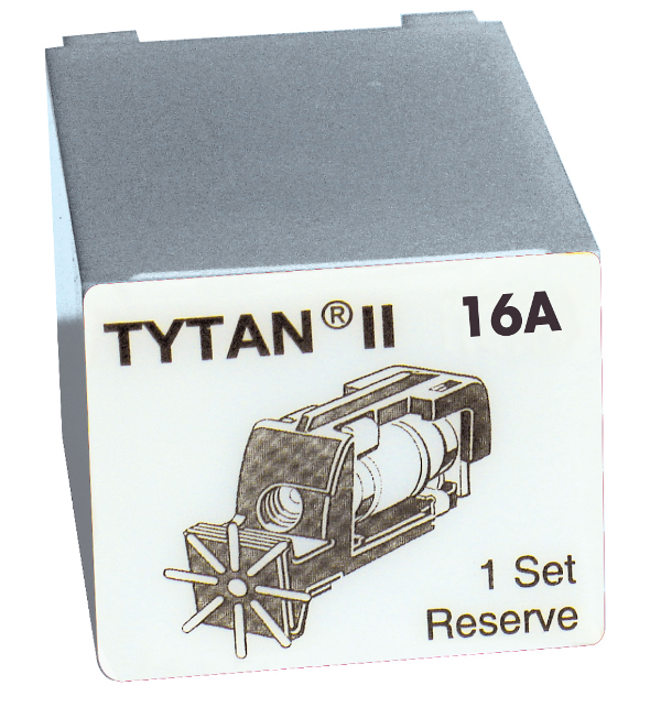 Foto: Sicherungsstecker für TYTAN 3x16A mit D01-Sicherung (c) Schrack