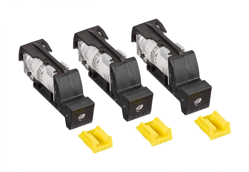 Sicherungsstecker für TYTAN 3x25A mit D02-Sicherung